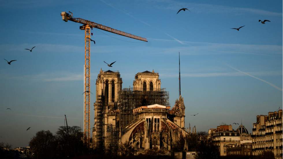 Le chantier de Notre Dame de Paris, mis en sommeil par le Covid-19, va reprendre