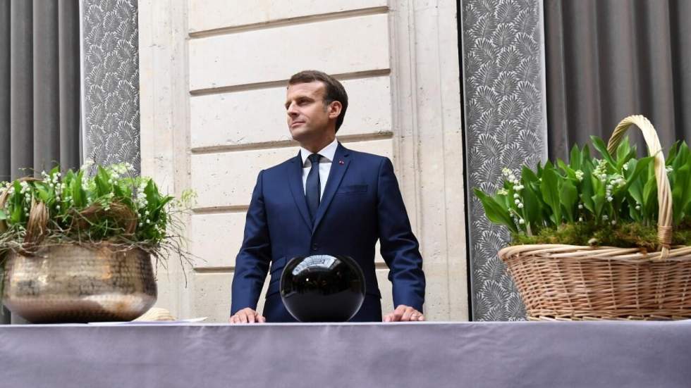 Pour Emmanuel Macron, pas de retour à "une vie normale" le 11 mai