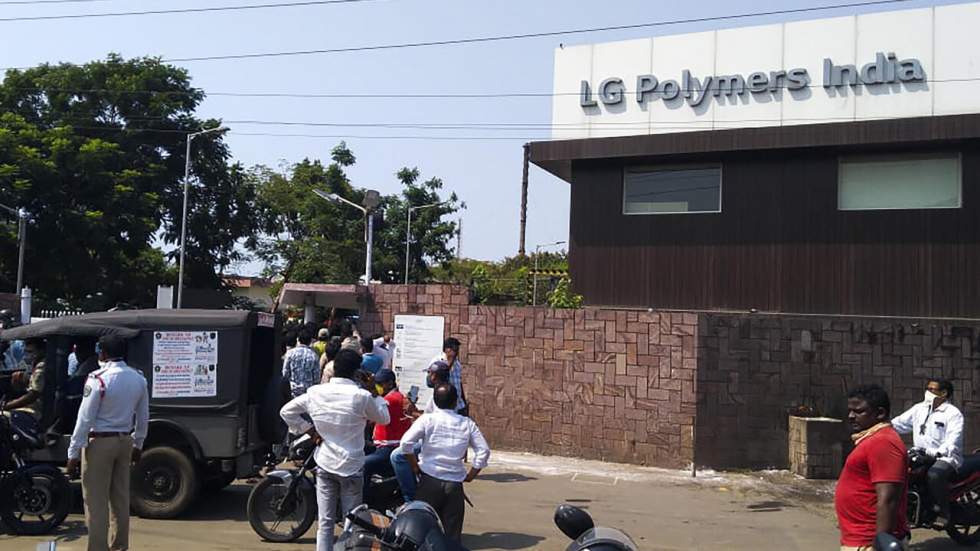 Inde : une fuite de gaz chimique fait au moins sept morts et des centaines de blessés Inde : une fuite de gaz chimique fait au moins sept morts et des centaines de blessés