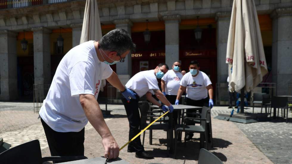 Covid-19 : Madrid et Barcelone retrouvent leurs terrasses, les touristes attendus en juillet