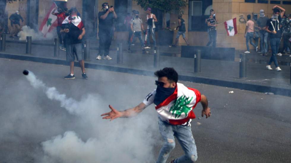 Liban : après le confinement, les manifestants antipouvoir de retour dans la rue