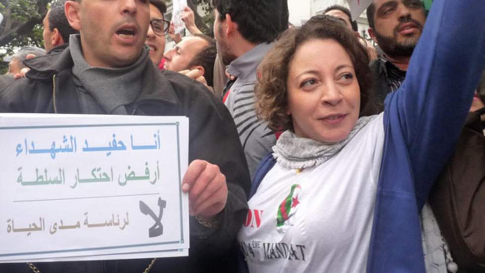 En Algérie, la militante anti-Bouteflika Amira Bouraoui condamnée à un an de prison ferme