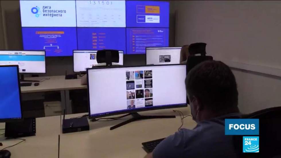 Russie : face au Covid-19, les autorités partent en guerre contre les "fake news"
