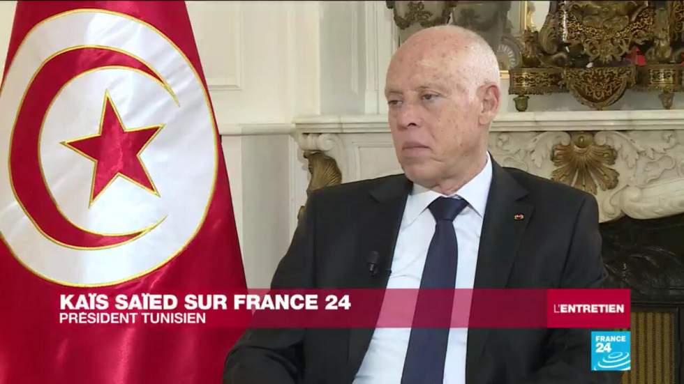 Kaïs Saïed sur France 24 : "Je n’aime pas que l’on me marche sur les pieds" Kaïs Saïed sur France 24 : "Je n’aime pas que l’on me marche sur les pieds"