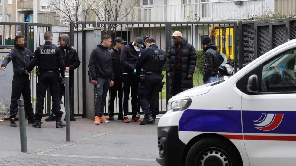 Seine-Saint-Denis : quatre policiers mis en examen et placés sous contrôle judiciaire Seine-Saint-Denis : quatre policiers mis en examen et placés sous contrôle judiciaire