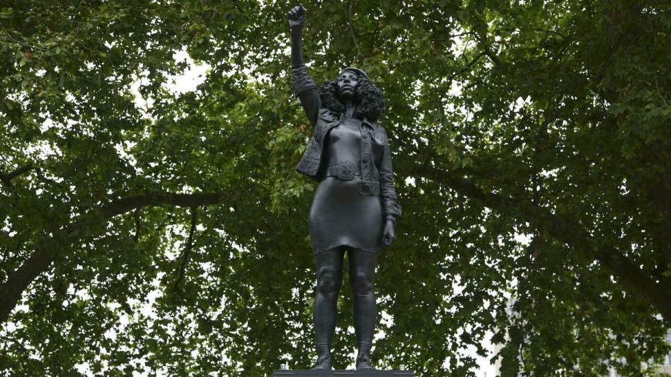 À Bristol, la statue d'une jeune femme noire anti-raciste retirée À Bristol, la statue d'une jeune femme noire anti-raciste retirée