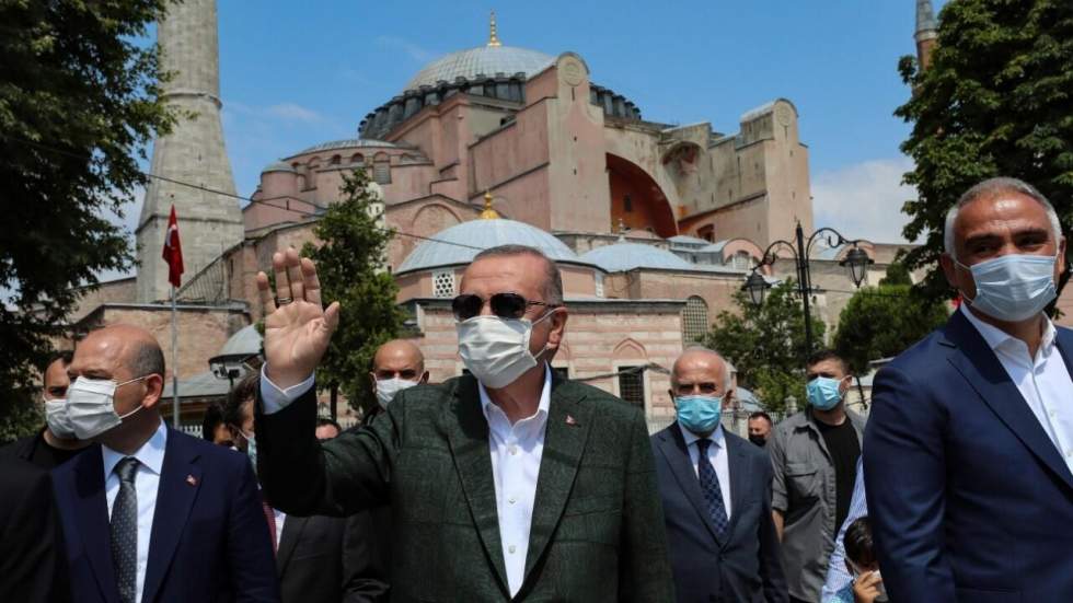 Turquie : Erdogan en visite symbolique à Sainte-Sophie, après sa reconversion controversée