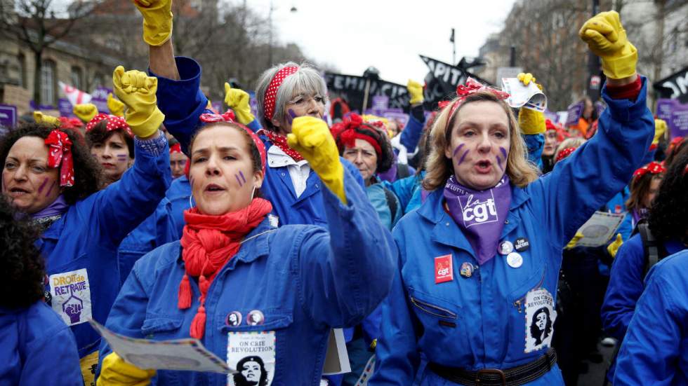 Pauvreté, tâches parentales, promotions : le prix payé par les femmes à la crise du Covid-19