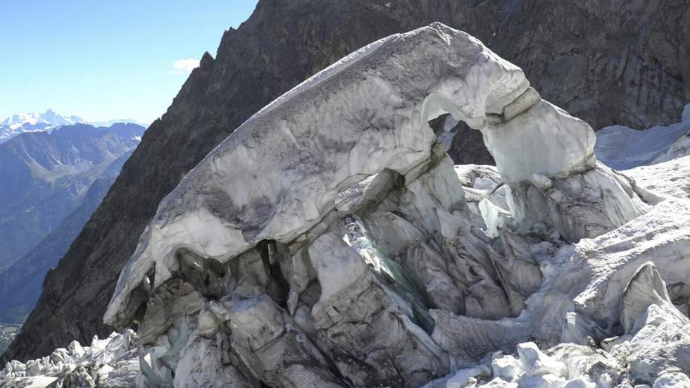 Italie : un glacier du Mont-Blanc menace de s'effondrer, des dizaines d'évacuations à Courmayeur