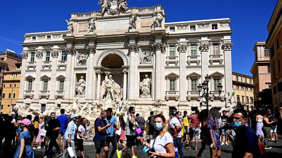 Covid-19 : l'Italie franchit la barre du millier de cas par jour, une première depuis le 12 mai