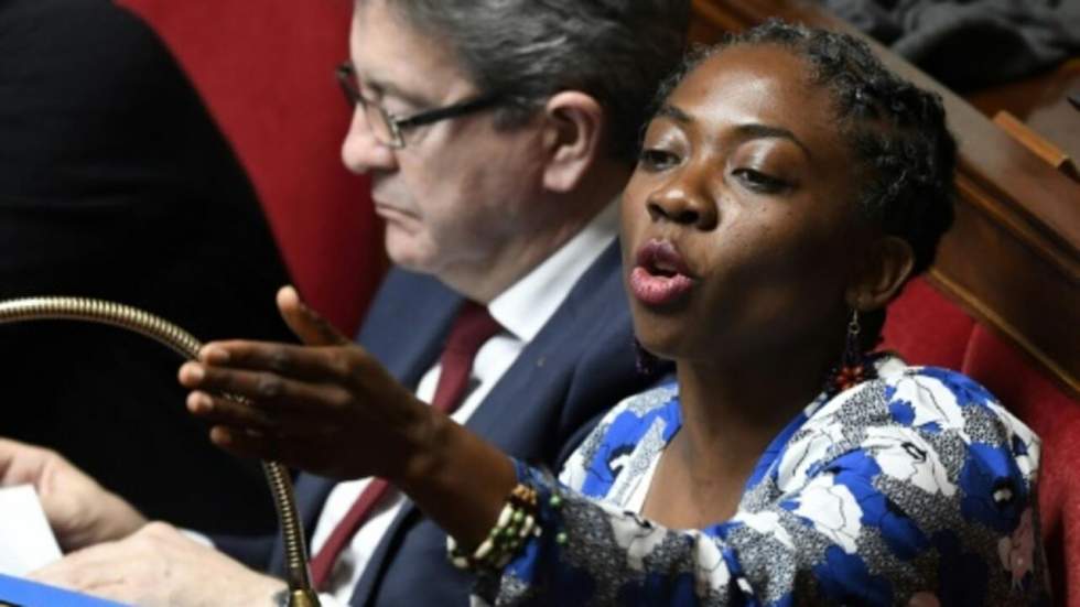France : une députée dépeinte en esclave dans un magazine, vague de condamnations France : une députée dépeinte en esclave dans un magazine, vague de condamnations