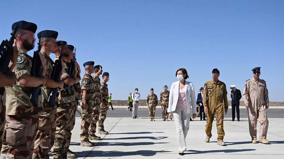 France : un officier écroué pour "intelligence avec une puissance étrangère" France : un officier écroué pour "intelligence avec une puissance étrangère"