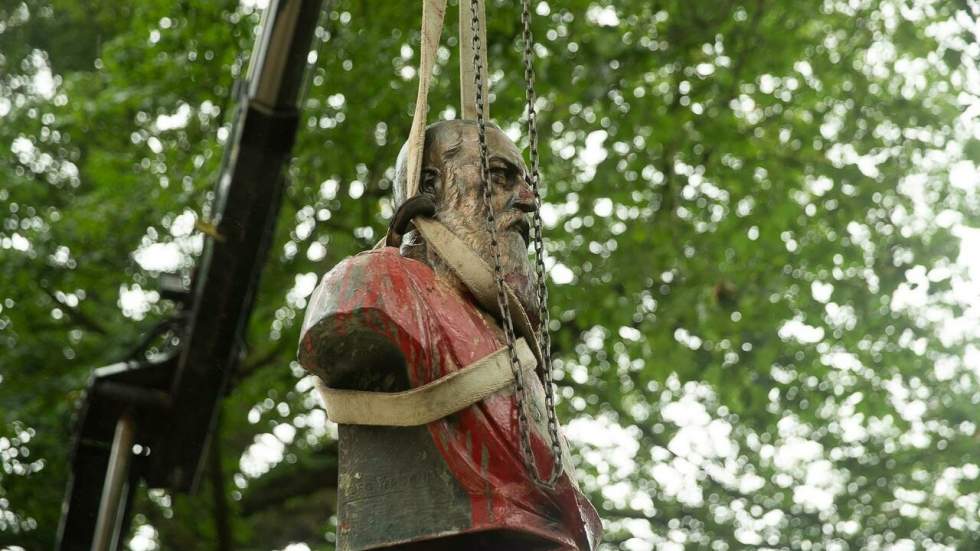 Cinq femmes métisses attaquent la Belgique pour "crimes contre l'humanité" Cinq femmes métisses attaquent la Belgique pour "crimes contre l'humanité"