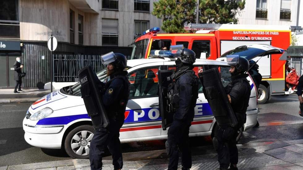 Attaque à l'arme blanche à Paris : plusieurs blessés, le parquet antiterroriste saisi