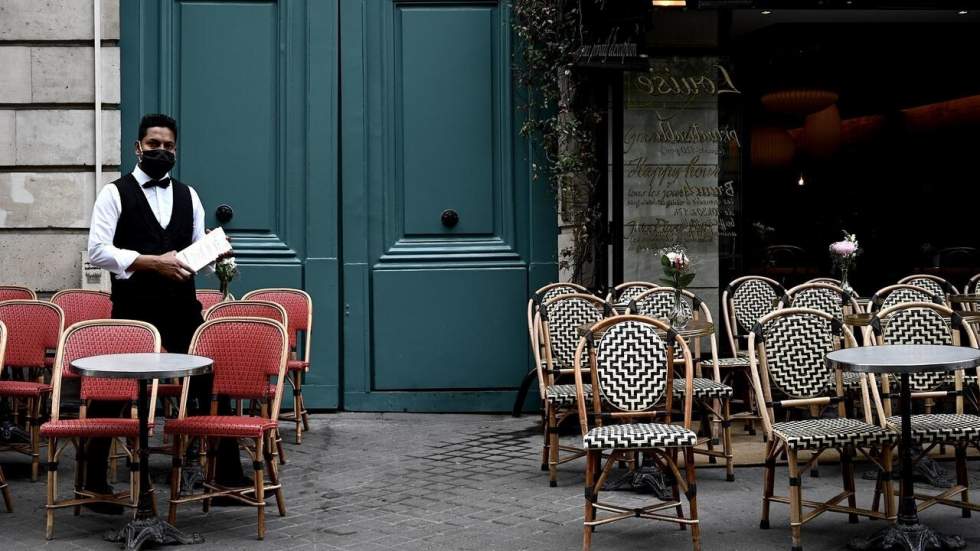 Covid-19 : Paris passe en zone d'alerte maximale, les restaurants autorisés à ouvrir sous conditions