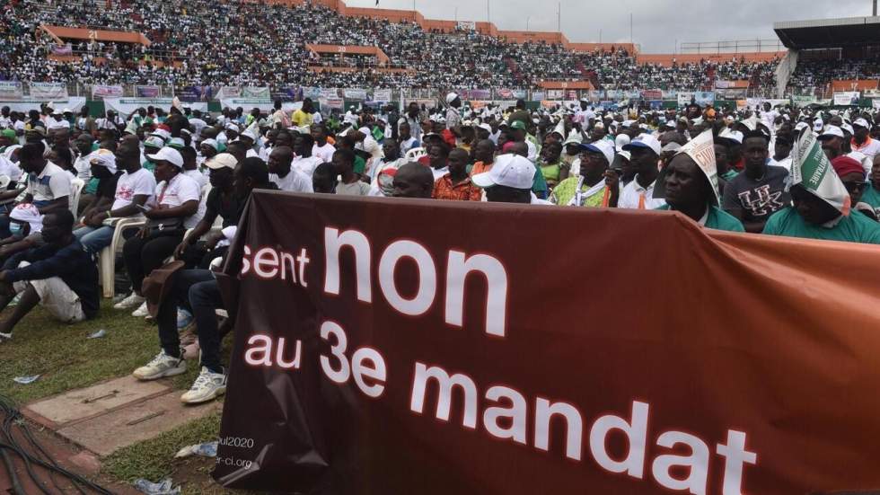 Pour son premier grand meeting, l'opposition ivoirienne présente un front uni contre Ouattara