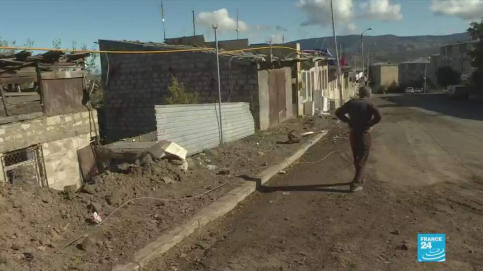 À Stepanakert, capitale fantôme du Haut-Karabakh, des habitants restent malgré la guerre