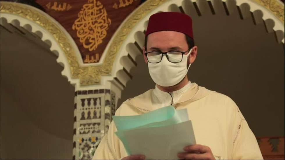 En France, une nouvelle génération d'imams pour lutter contre l'extrémisme En France, une nouvelle génération d'imams pour lutter contre l'extrémisme