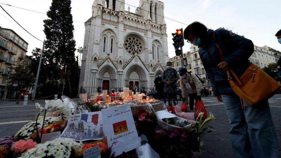 Attentat de la basilique de Nice : quatre hommes en garde à vue, l'enquête se poursuit