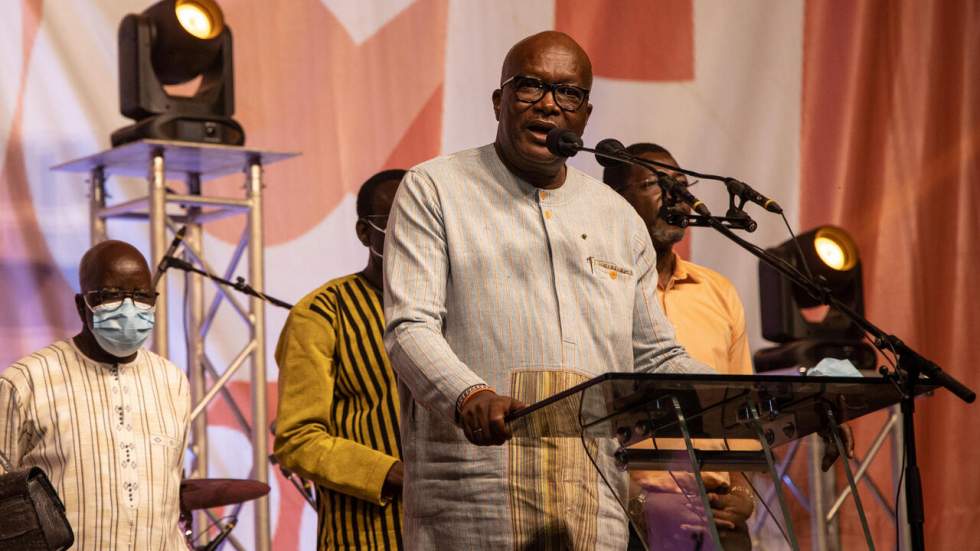 Roch Marc Kaboré promet "une concertation permanente" pour "construire un Burkina meilleur" Roch Marc Kaboré promet "une concertation permanente" pour "construire un Burkina meilleur"
