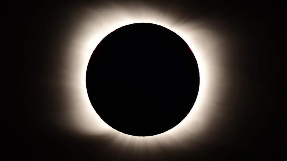 Éclipse totale du soleil : le sud du Chili et de l'Argentine plongés dans l'obscurité Éclipse totale du soleil : le sud du Chili et de l'Argentine plongés dans l'obscurité