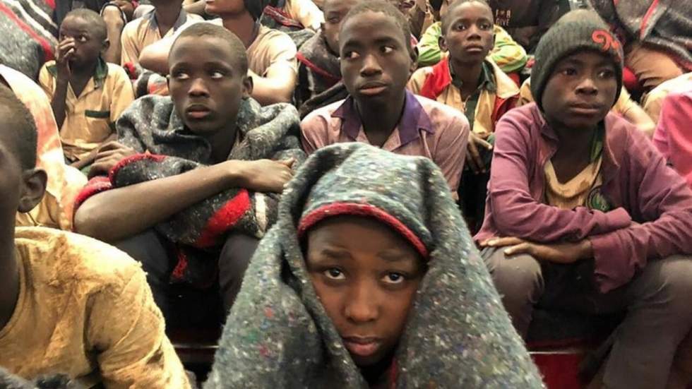 Rapt d'élèves au Nigéria : les 344 garçons libérés retrouvent leur famille Rapt d'élèves au Nigéria : les 344 garçons libérés retrouvent leur famille