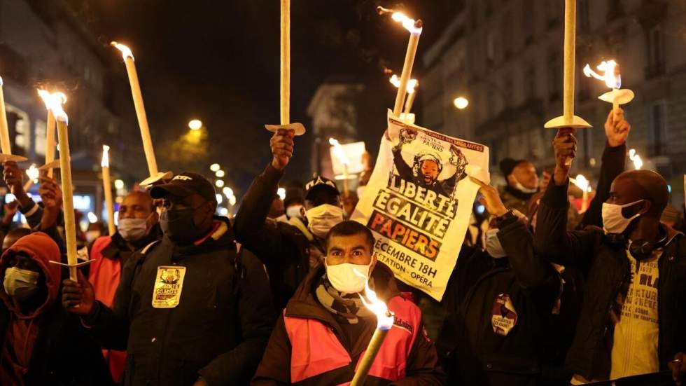 Marche des solidarités : un millier de manifestants demandent la régularisation des sans-papiers Marche des solidarités : un millier de manifestants demandent la régularisation des sans-papiers