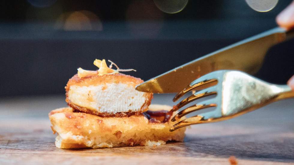 Du poulet artificiel au menu d'un restaurant à Singapour, une première