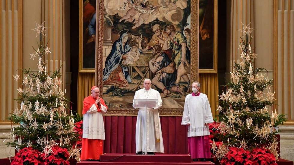 Dans son message de Noël, le pape François appelle à la "fraternité" et à "désamorcer les tensions"