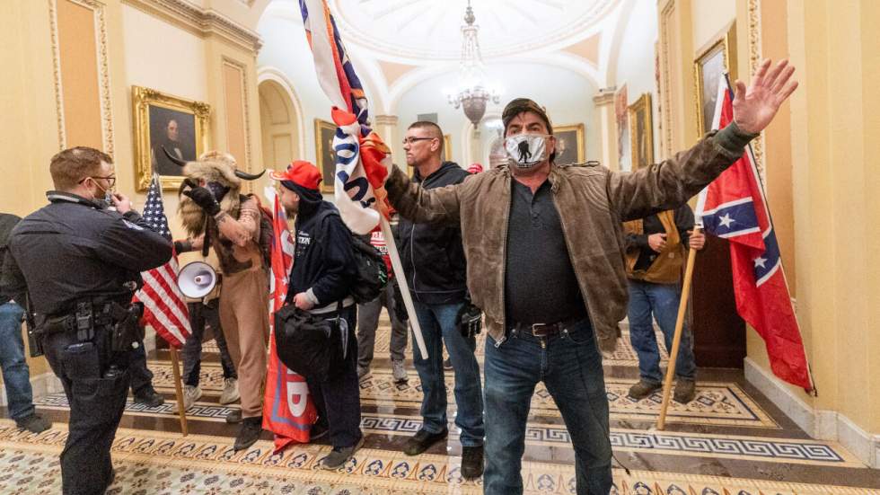 À Washington, quatre morts et 90 arrestations après l'intrusion des pro-Trump au Capitole