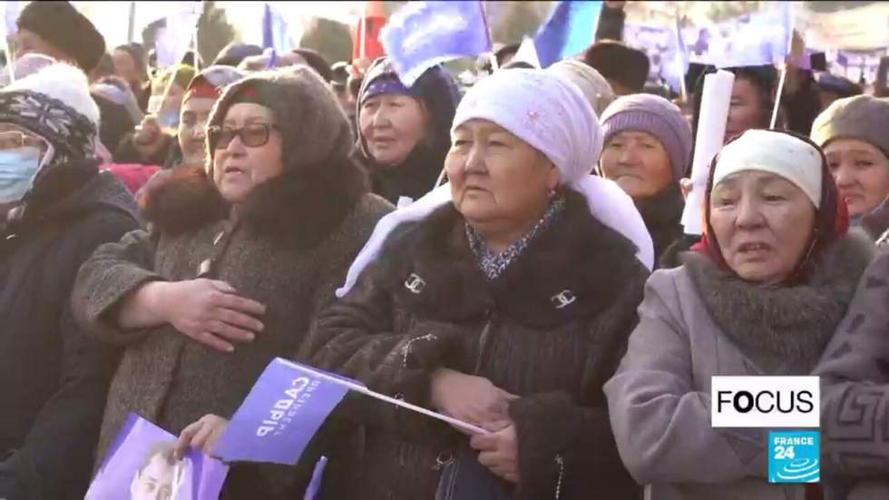 Élection et référendum au Kirghizstan : vers un régime présidentiel ? Élection et référendum au Kirghizstan : vers un régime présidentiel ?