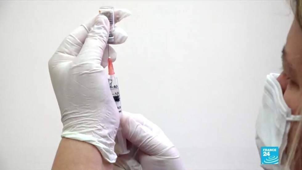 Turquie : la campagne de vaccination débute, polémique sur l'efficacité du CoronaVac Turquie : la campagne de vaccination débute, polémique sur l'efficacité du CoronaVac