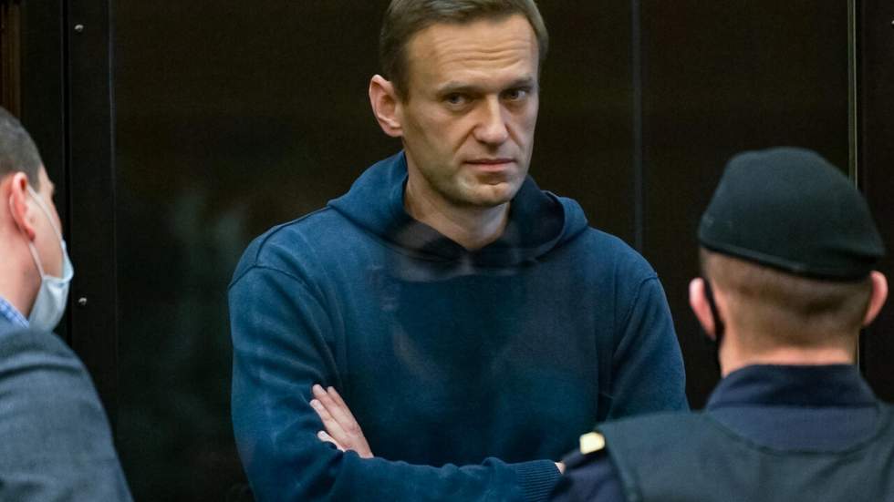 L'opposant russe Alexeï Navalny condamné à trois ans et demi de prison ferme