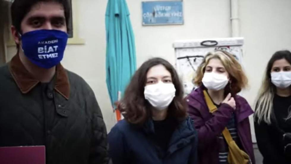 Le mouvement contestataire étudiant ne s'essouffle pas en Turquie Le mouvement contestataire étudiant ne s'essouffle pas en Turquie