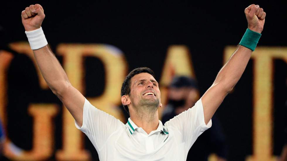 Tennis : Djokovic décroche son 9e Open d'Australie, en surclassant Medvedev en finale