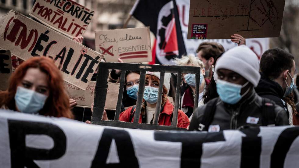 Après le Covid-19, le spectre d'une épidémie de suicides en France ?