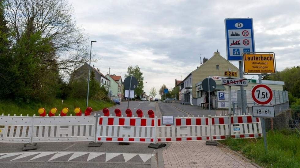 Covid-19 : des passages restreints à la frontière franco-allemande en Moselle Covid-19 : des passages restreints à la frontière franco-allemande en Moselle