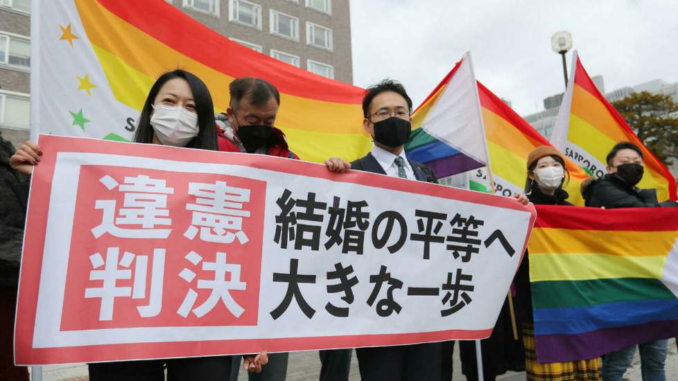 Au Japon, un jugement historique en faveur du mariage homosexuel Au Japon, un jugement historique en faveur du mariage homosexuel