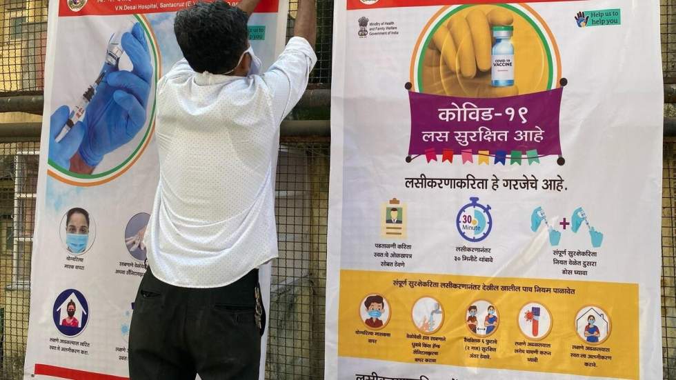 Covid-19 : en Inde, l'ambitieuse campagne de vaccination ralentie par la défiance