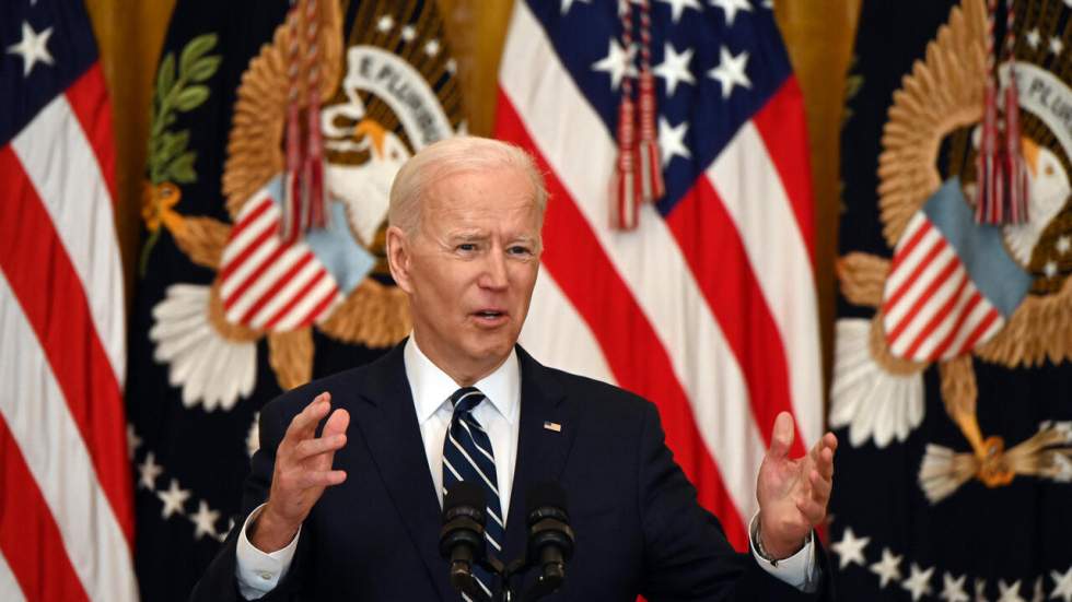 "L’aide est là et l’espoir arrive", affirme Joe Biden lors de sa première conférence de presse