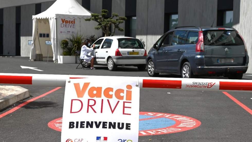 Covid-19 : un premier "vaccidrive" ouvre en France près de Montpellier Covid-19 : un premier "vaccidrive" ouvre en France près de Montpellier