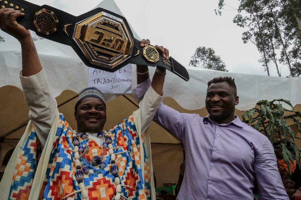 MMA : le retour triomphal de Francis Ngannou dans son village natal au Cameroun