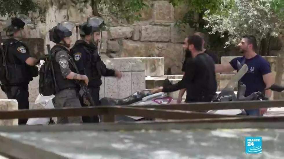 Retour sur une journée de violences à Jérusalem entre Palestiniens et policiers israéliens Retour sur une journée de violences à Jérusalem entre Palestiniens et policiers israéliens