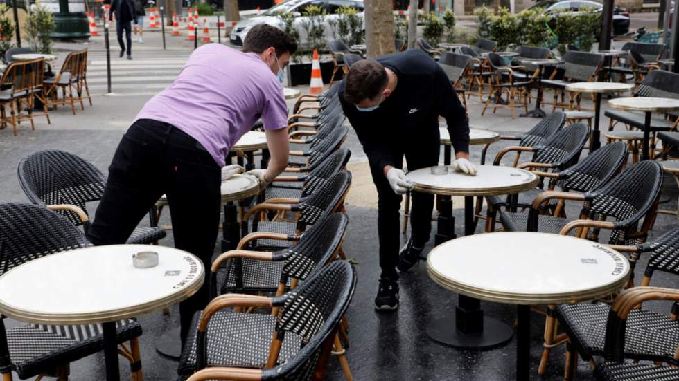 Terrasses, cinémas, couvre-feu... la France à l'aube d'une semaine de libertés retrouvées Terrasses, cinémas, couvre-feu... la France à l'aube d'une semaine de libertés retrouvées