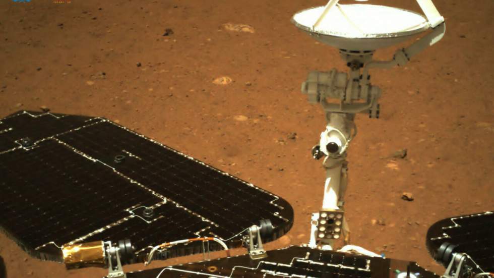 Le robot chinois "Zhurong" commence à explorer la planète Mars Le robot chinois "Zhurong" commence à explorer la planète Mars