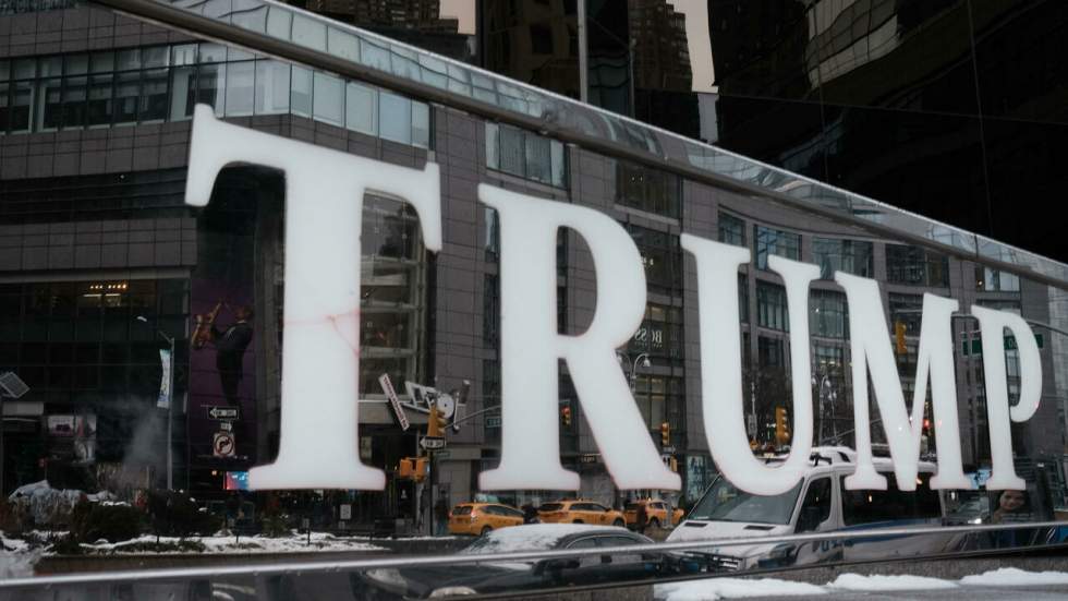 Aux États-Unis, un grand jury doit décider d'un éventuel procès Trump Aux États-Unis, un grand jury doit décider d'un éventuel procès Trump
