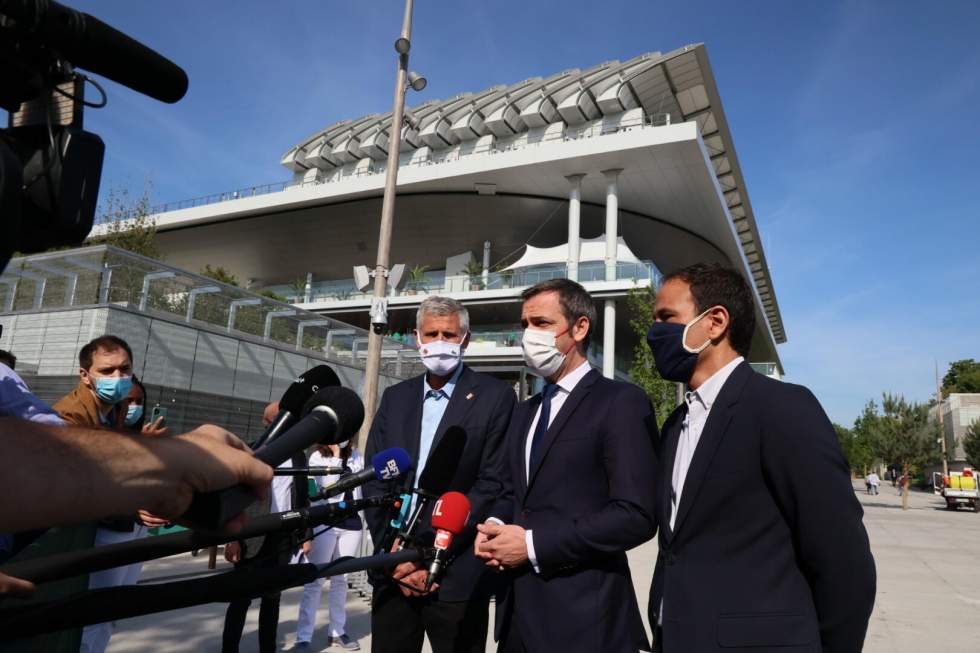 Roland-Garros inaugure le pass sanitaire : "L'ambiance va être plus sympa"