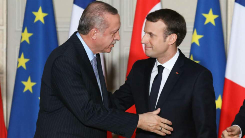 Tête à tête "apaisé" entre Macron et Erdogan en marge du sommet de l'Otan