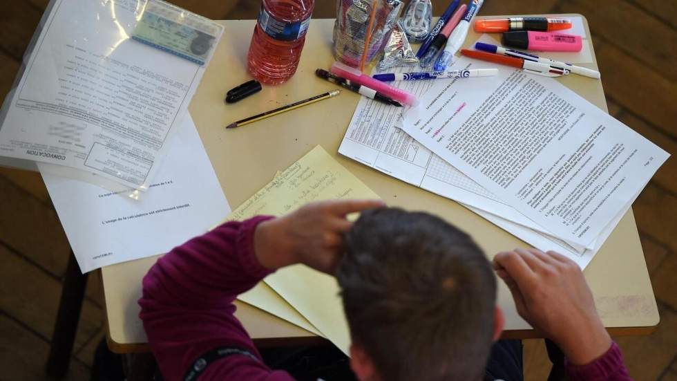 "Rite de passage" ou contrôle continu : en Europe, le casse-tête des examens en fin de lycée