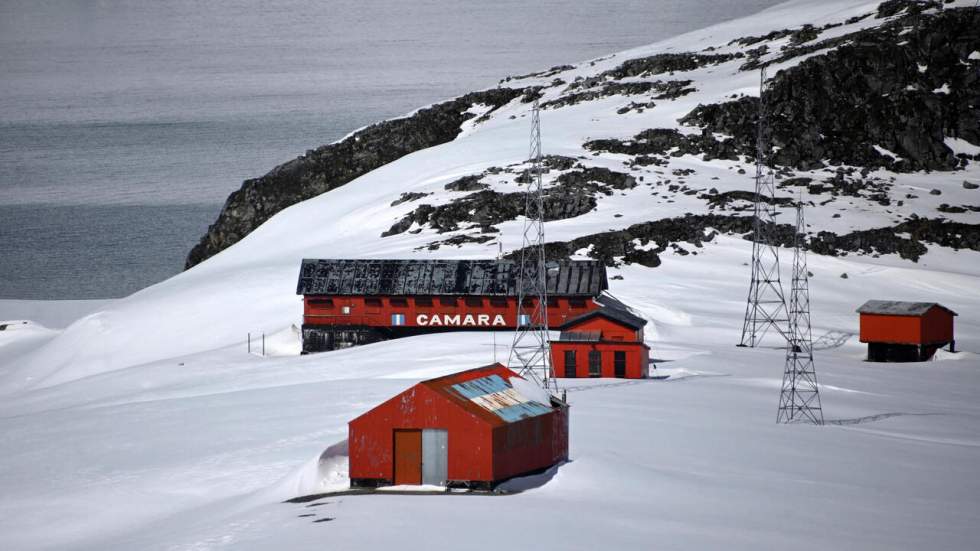 Au sommet de l'Antarctique, une coopération pour préserver "un continent sanctuarisé" Au sommet de l'Antarctique, une coopération pour préserver "un continent sanctuarisé"